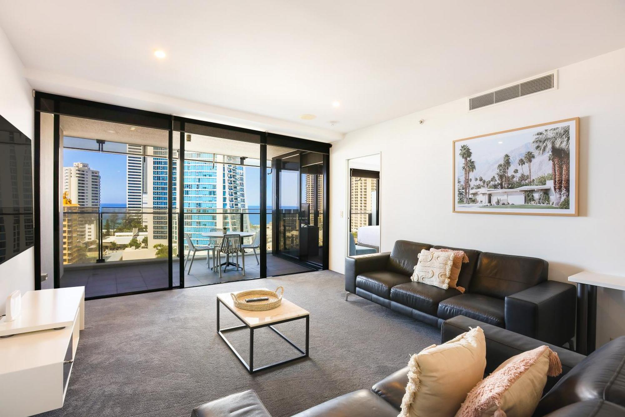 Circle On Cavill 2, 3, 4 & 5 Bedroom Skyhomes & Sub Penthouses By Gold Coast Holidays Екстериор снимка