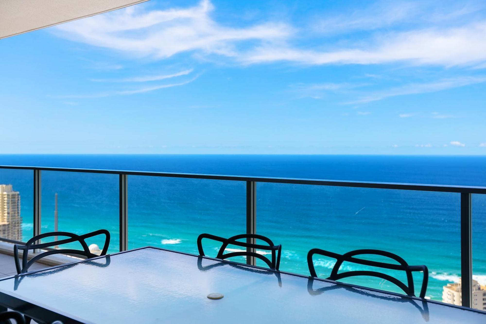 Circle On Cavill 2, 3, 4 & 5 Bedroom Skyhomes & Sub Penthouses By Gold Coast Holidays Екстериор снимка