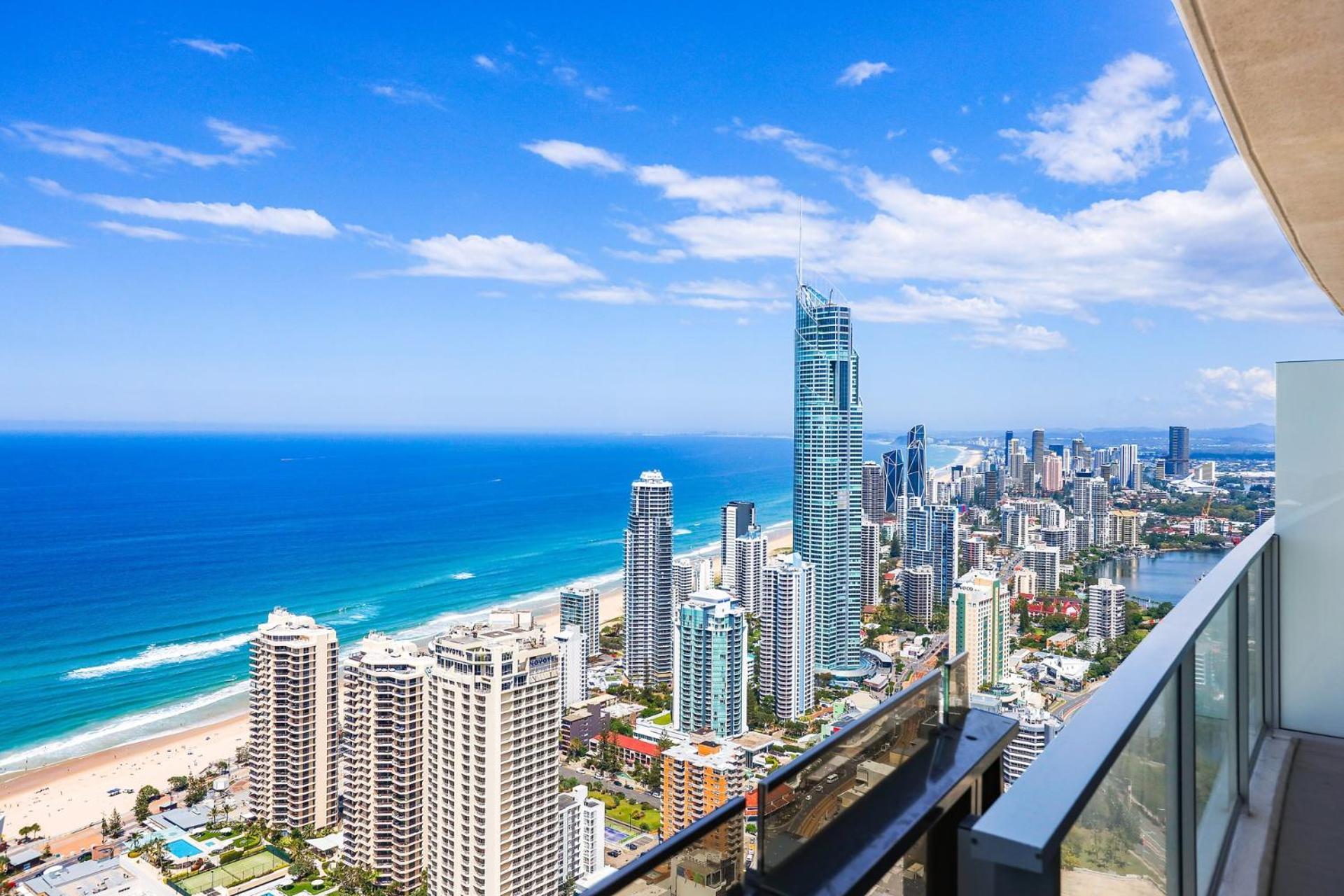 Circle On Cavill 2, 3, 4 & 5 Bedroom Skyhomes & Sub Penthouses By Gold Coast Holidays Екстериор снимка