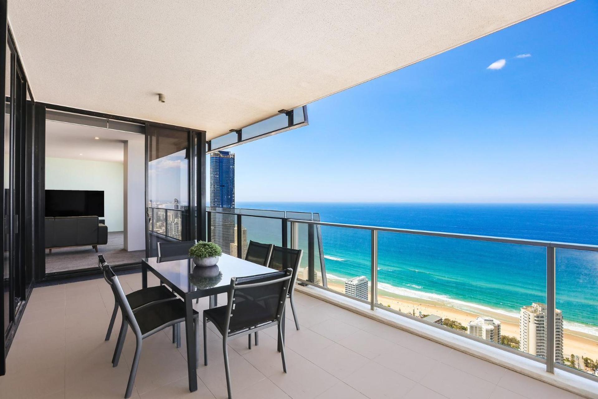 Circle On Cavill 2, 3, 4 & 5 Bedroom Skyhomes & Sub Penthouses By Gold Coast Holidays Екстериор снимка