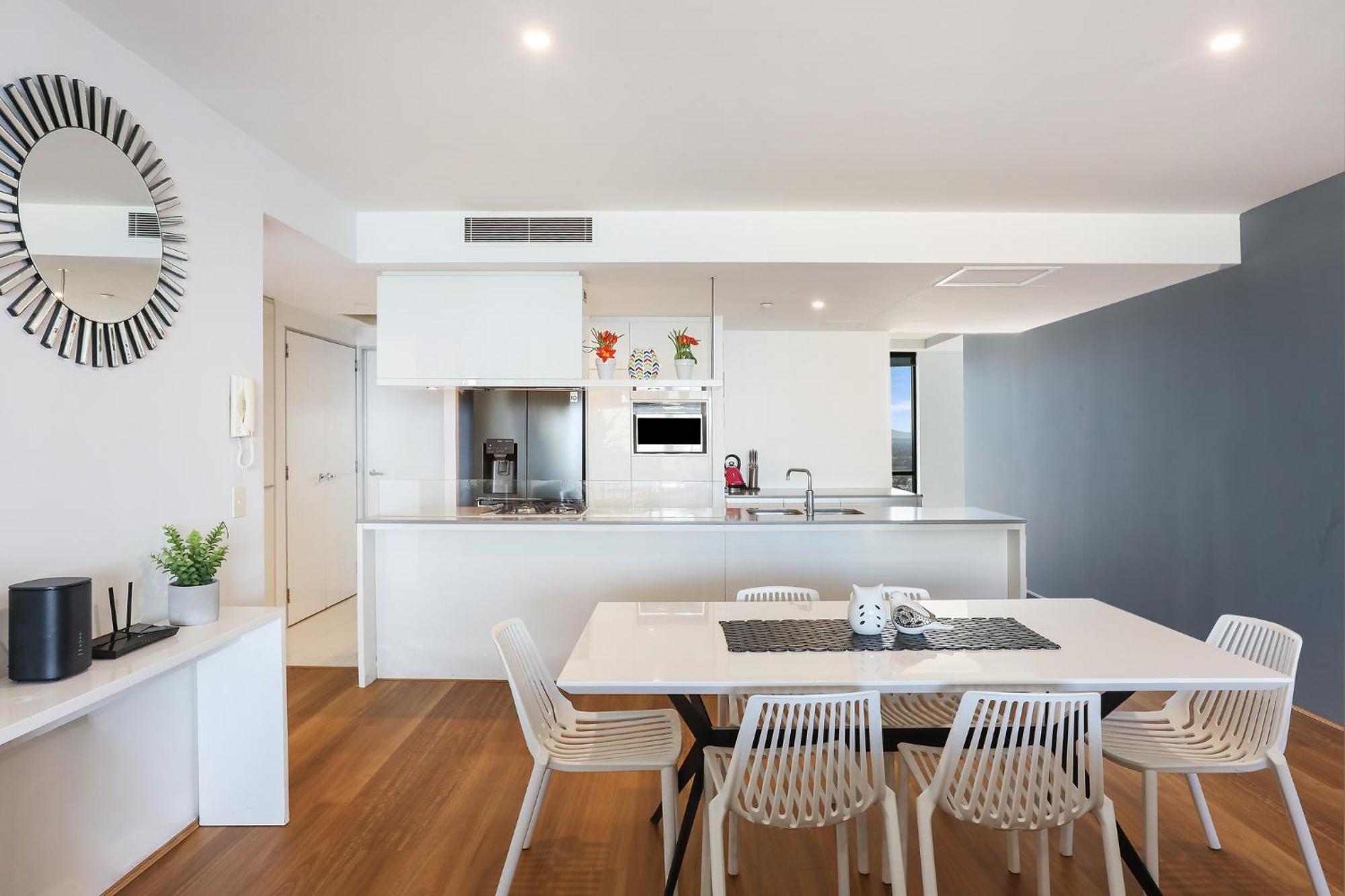 Circle On Cavill 2, 3, 4 & 5 Bedroom Skyhomes & Sub Penthouses By Gold Coast Holidays Екстериор снимка
