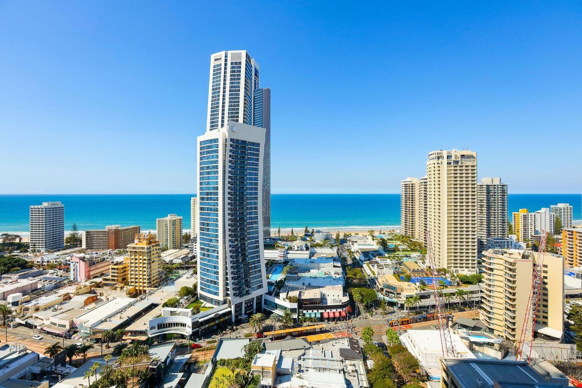 Circle On Cavill 2, 3, 4 & 5 Bedroom Skyhomes & Sub Penthouses By Gold Coast Holidays Екстериор снимка