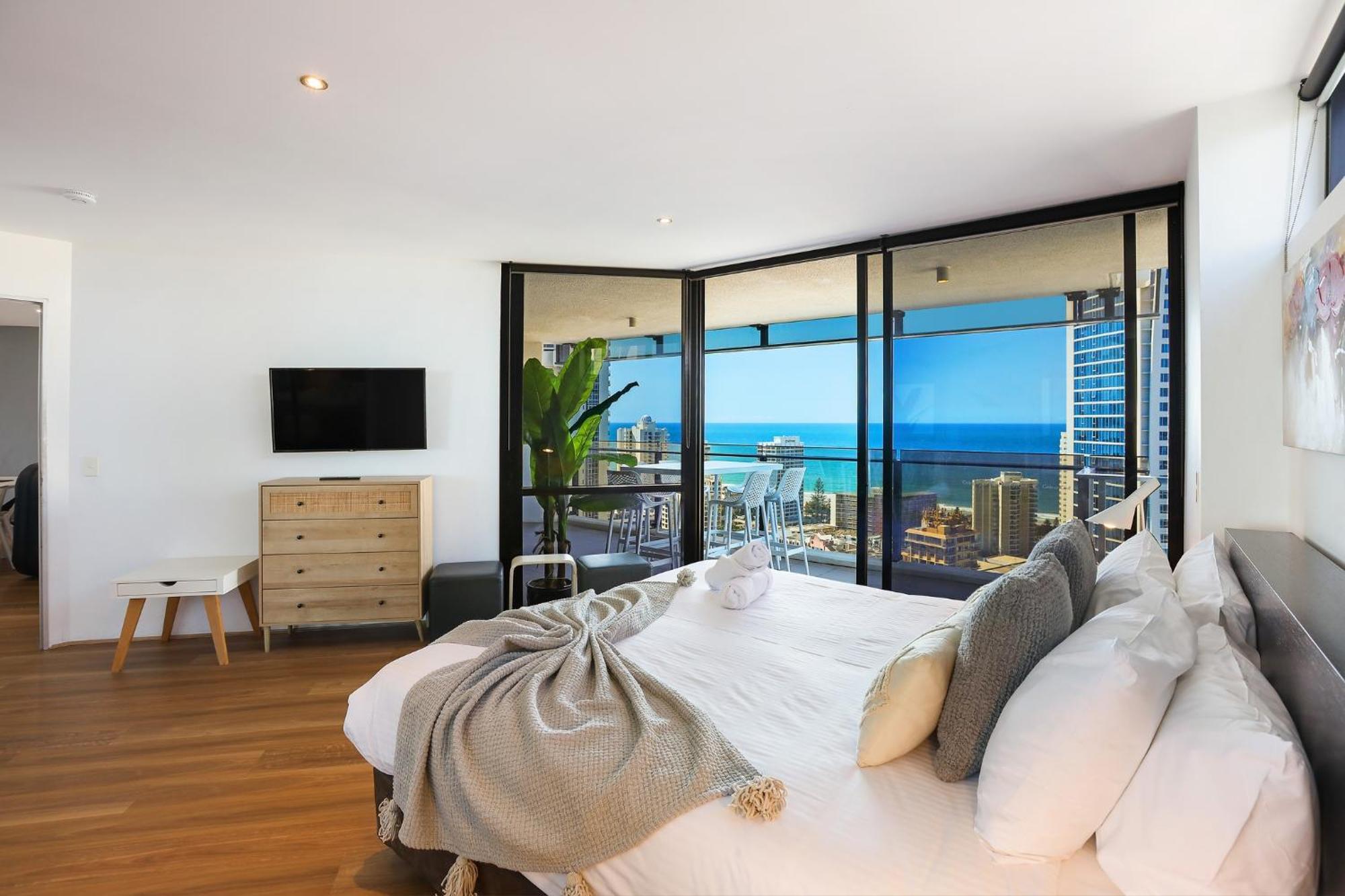 Circle On Cavill 2, 3, 4 & 5 Bedroom Skyhomes & Sub Penthouses By Gold Coast Holidays Екстериор снимка